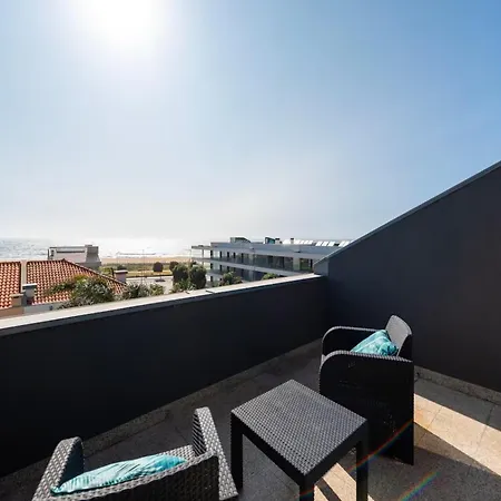 Beautiful House Beach Front In Porto