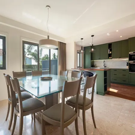 Beautiful House Beach Front In Porto וילה