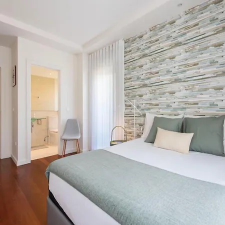 Beautiful House Beach Front In Porto *